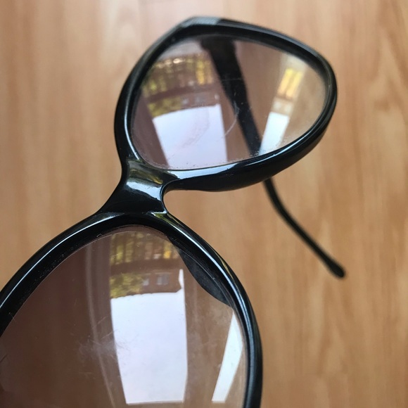 Givenchy vintage sunglasses - Picture 7 of 7